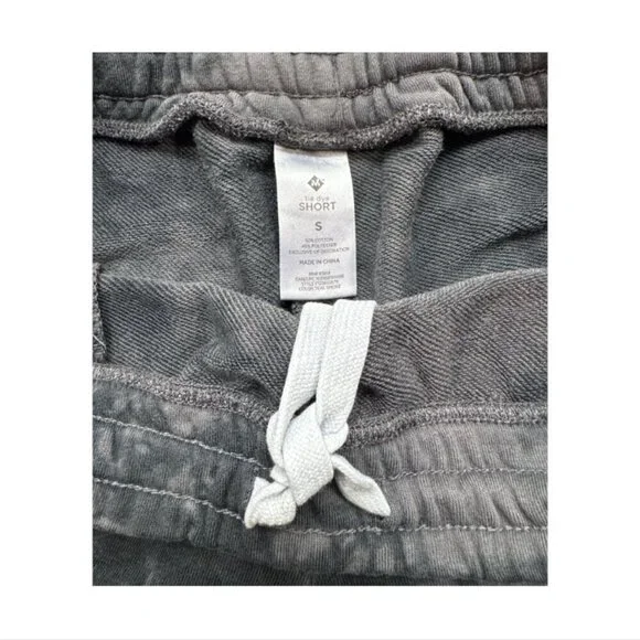 Member's Mark Midweight High Waist Gray and Black Tie Die Short - Picture 4 of 4